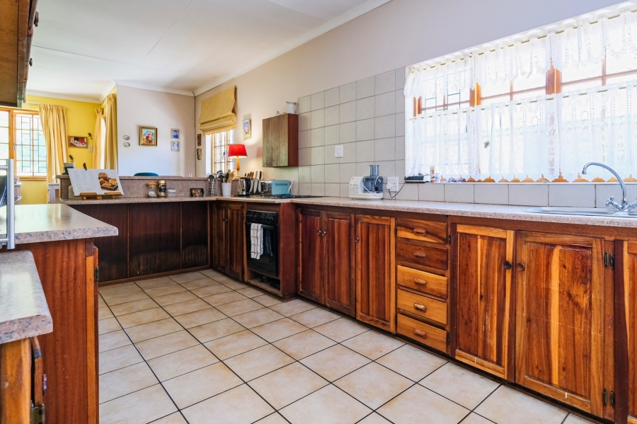  Bedroom Property for Sale in Heather Park Western Cape